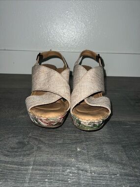 Born Beige Cross-Strap Wedge Sandals with Floral Platform